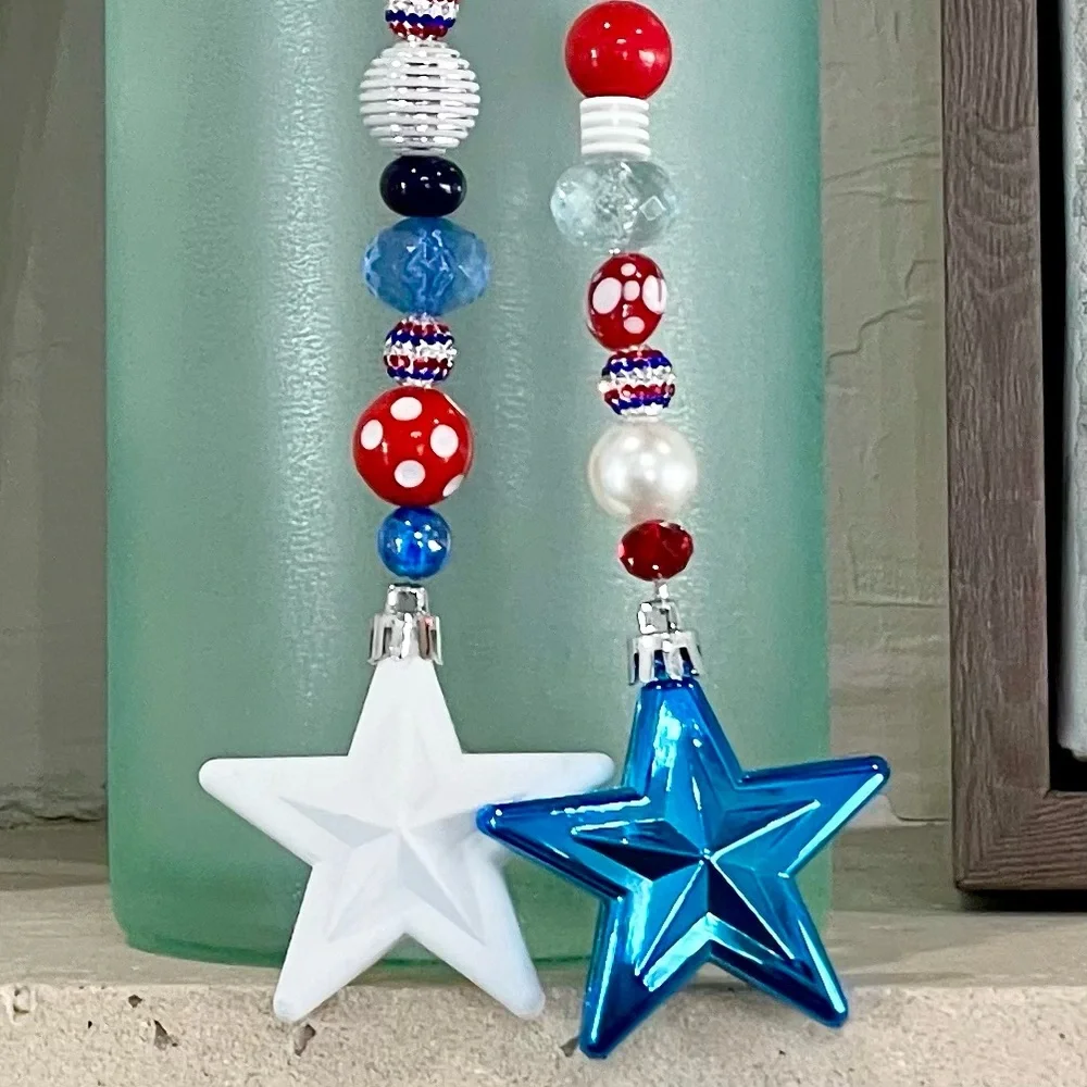 Hand Crafted Patriotic Glass Bead Star Garland 24”